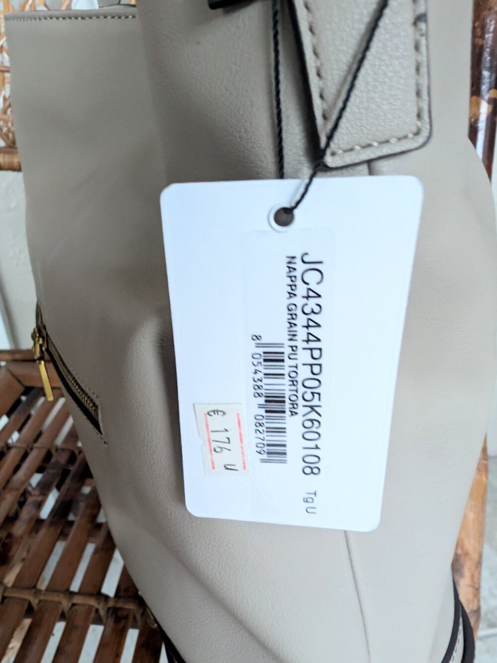 LOVE MOSCHINO - Picture 9 of 11